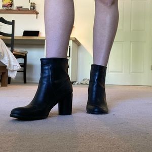 Black Heeled Leather Boots Size 9